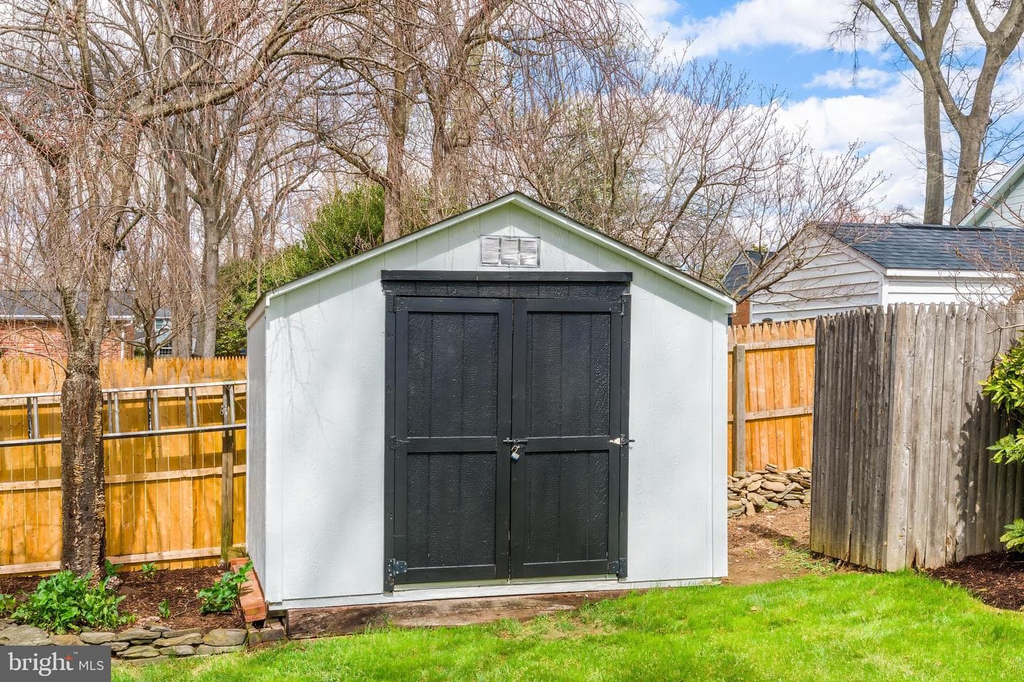 8511 Stable Drive photo 62