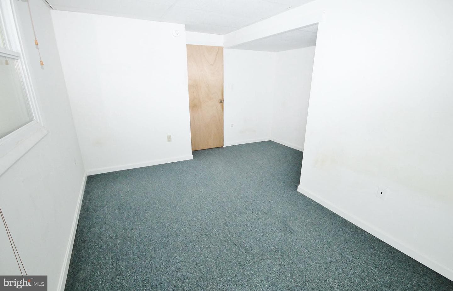 5504 Inverchapel Road photo 39