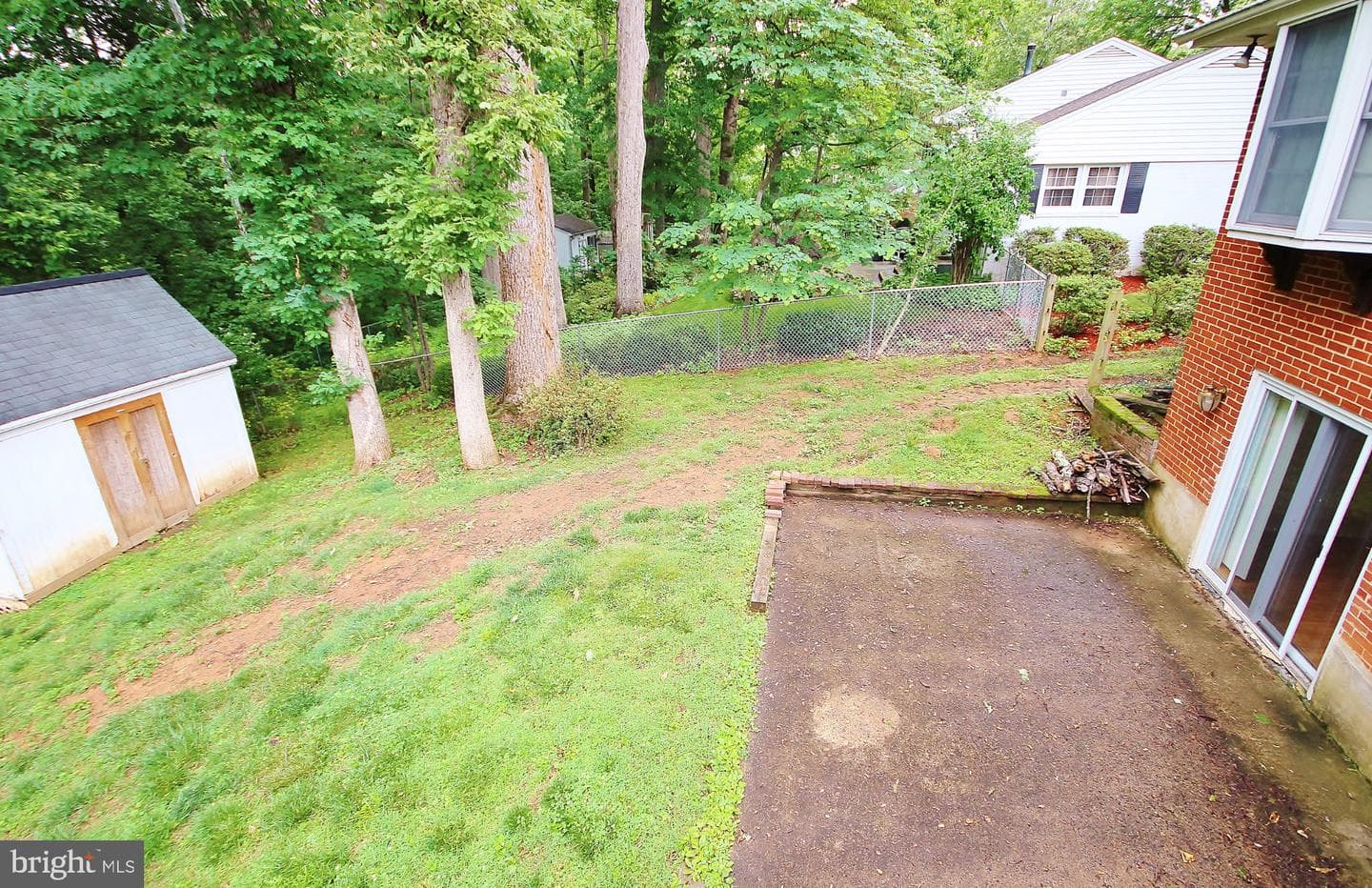5504 Inverchapel Road photo 45