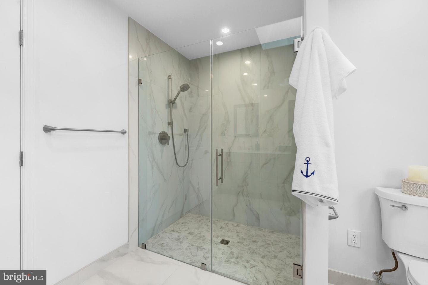 9359 Robnel Place photo 23