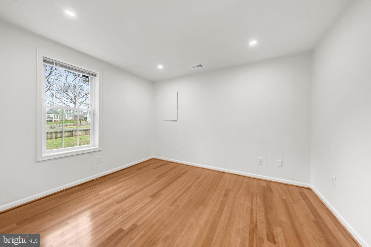 9359 Robnel Place photo 28