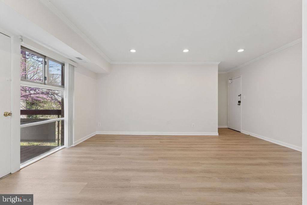 4367 Americana Drive #102 photo 6