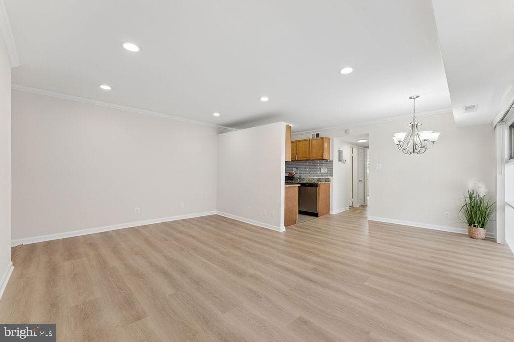 4367 Americana Drive #102 photo 7