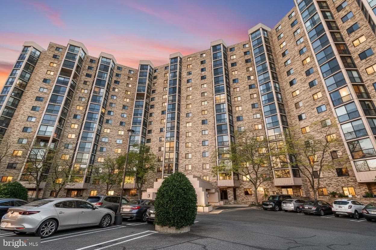 5902 Mount Eagle Drive #801 photo 15
