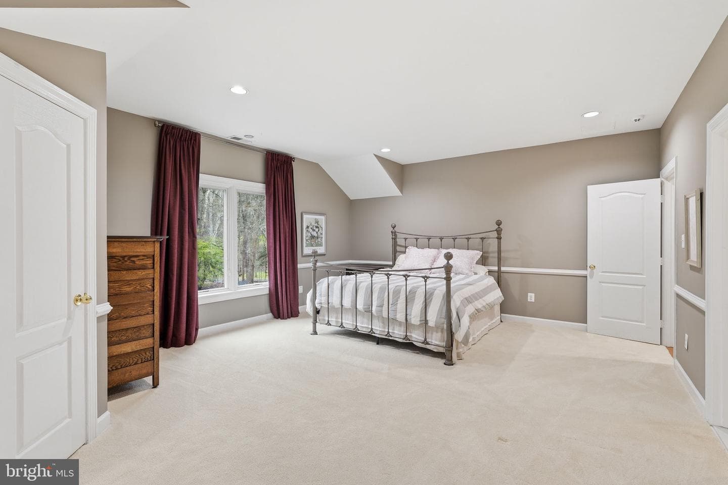 182 River Park Drive photo 37