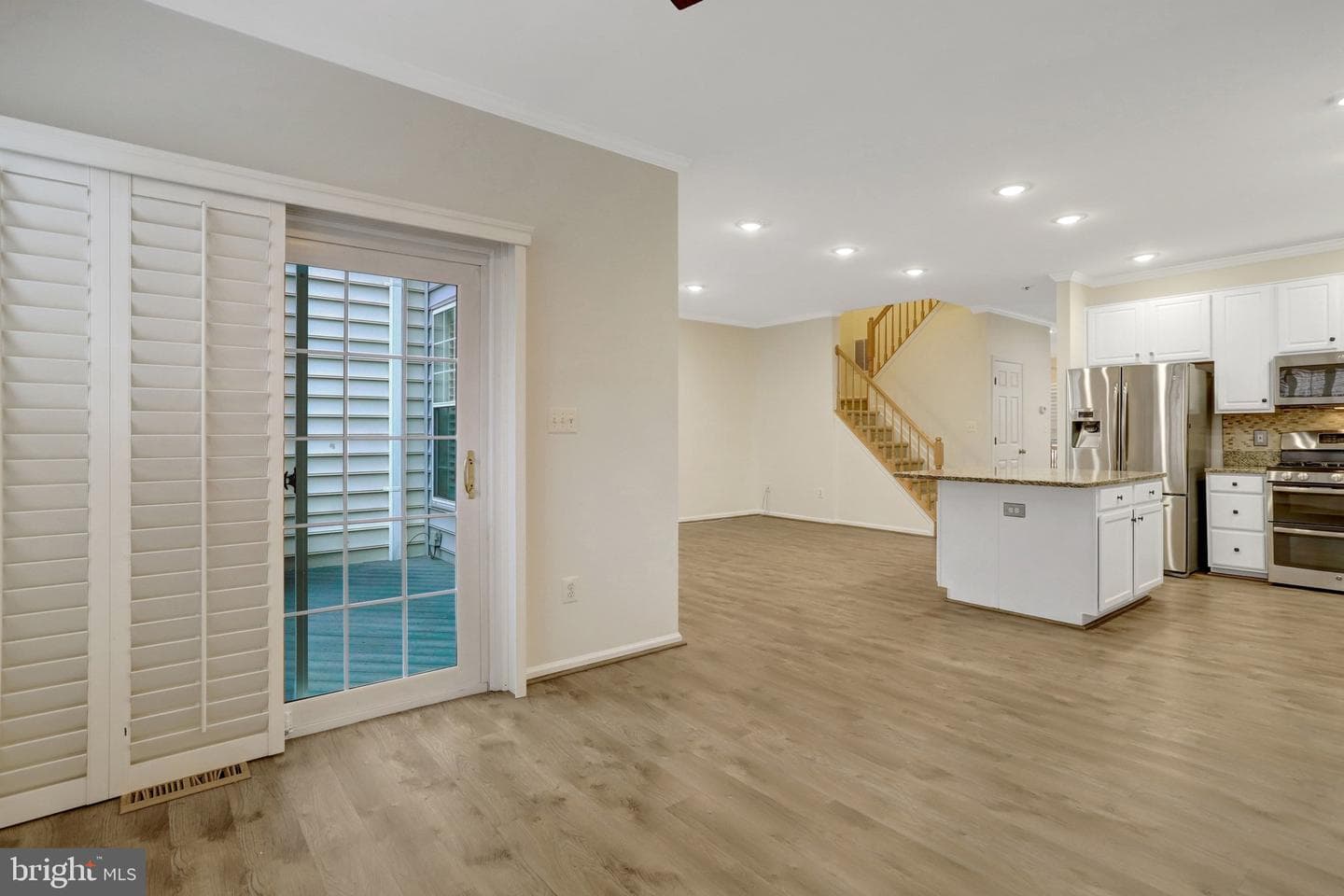 5282 Sandyford Street photo 15