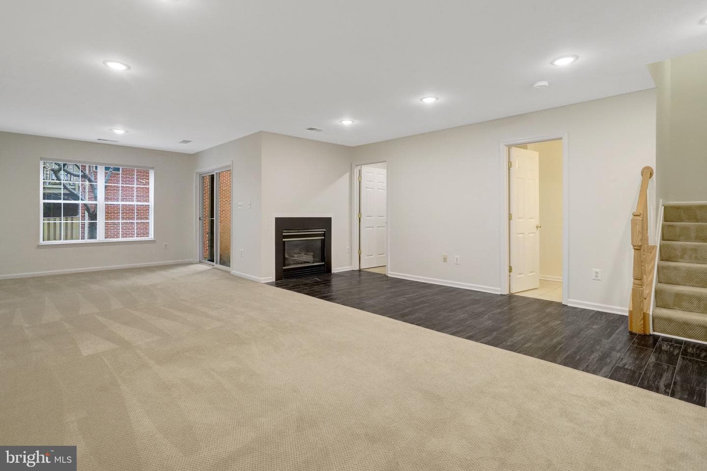 5282 Sandyford Street photo 20
