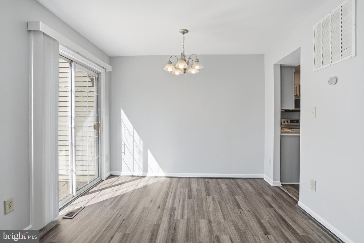 6185 Stonepath Circle photo 11