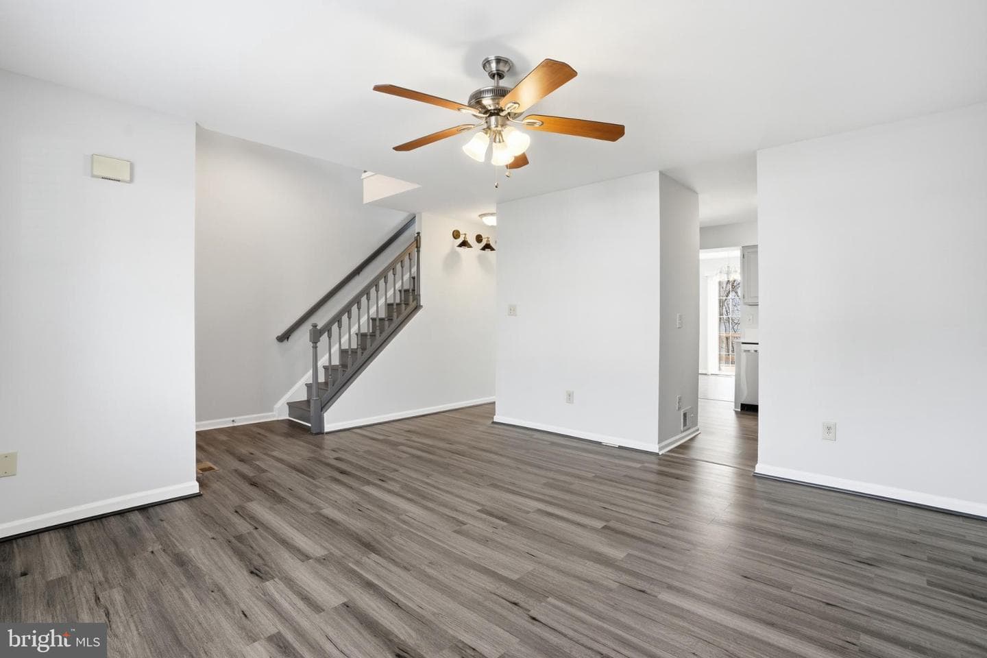 6185 Stonepath Circle photo 5