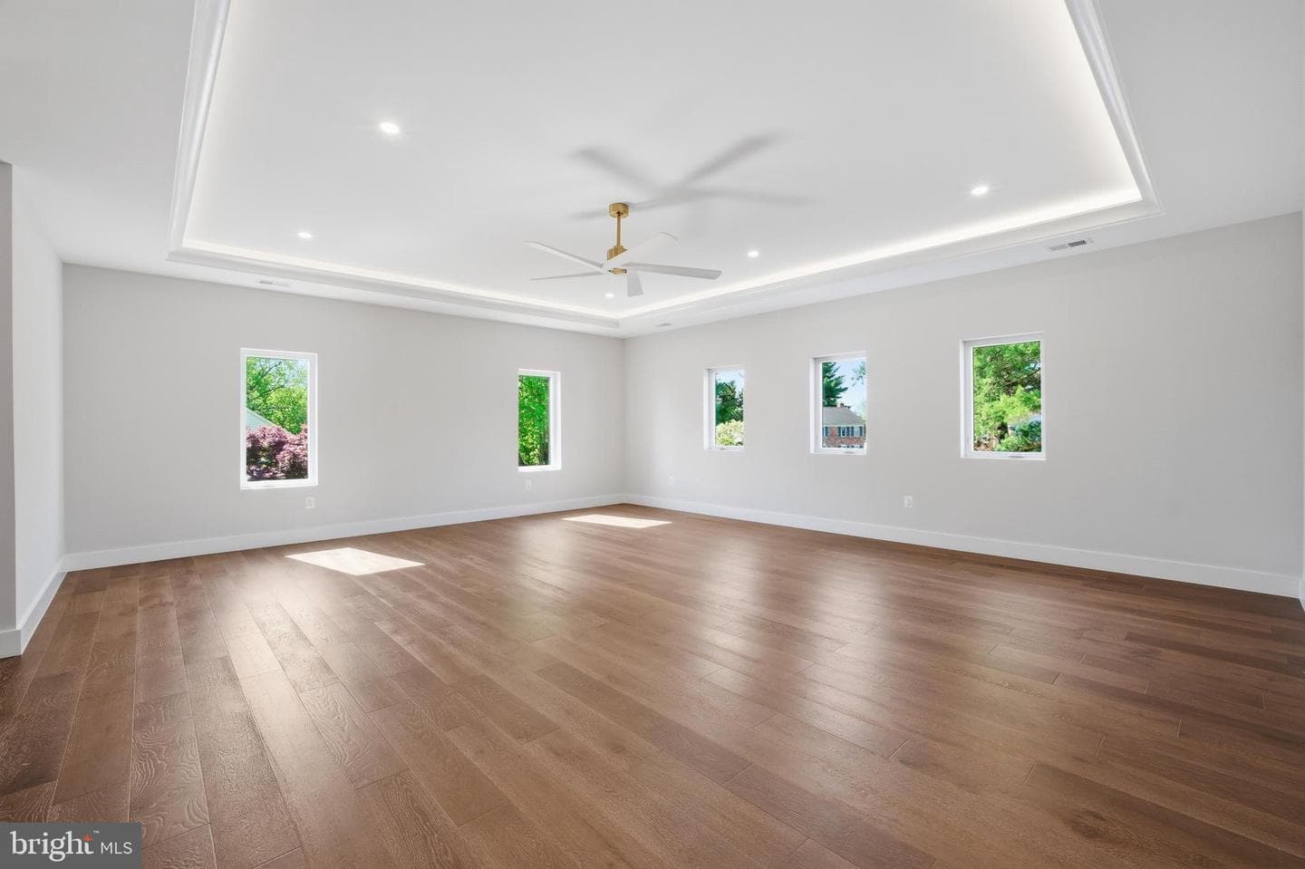 9420 Vernon Drive photo 43