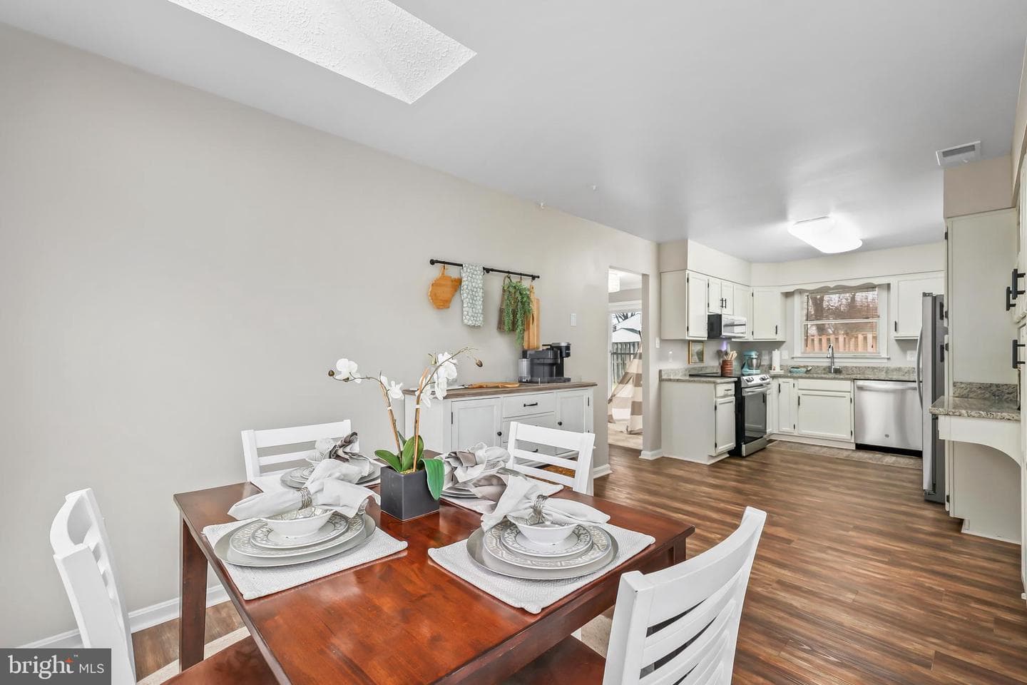 6922 Lodestone Court photo 11