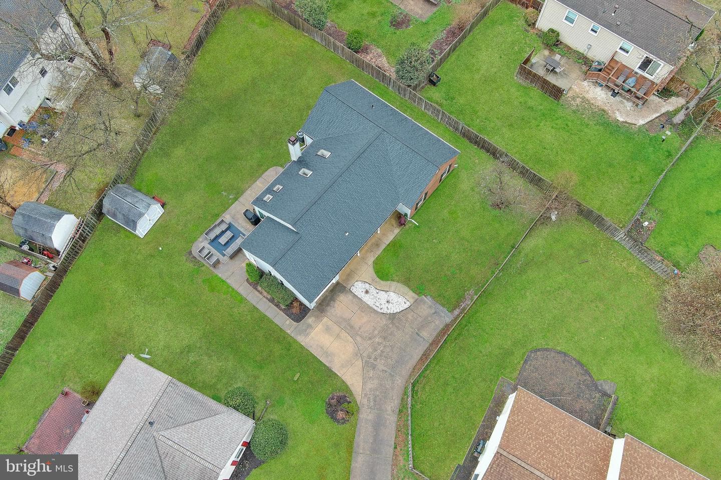 6922 Lodestone Court photo 2