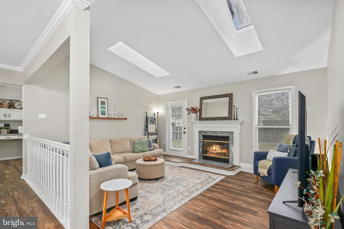 6922 Lodestone Court photo 4