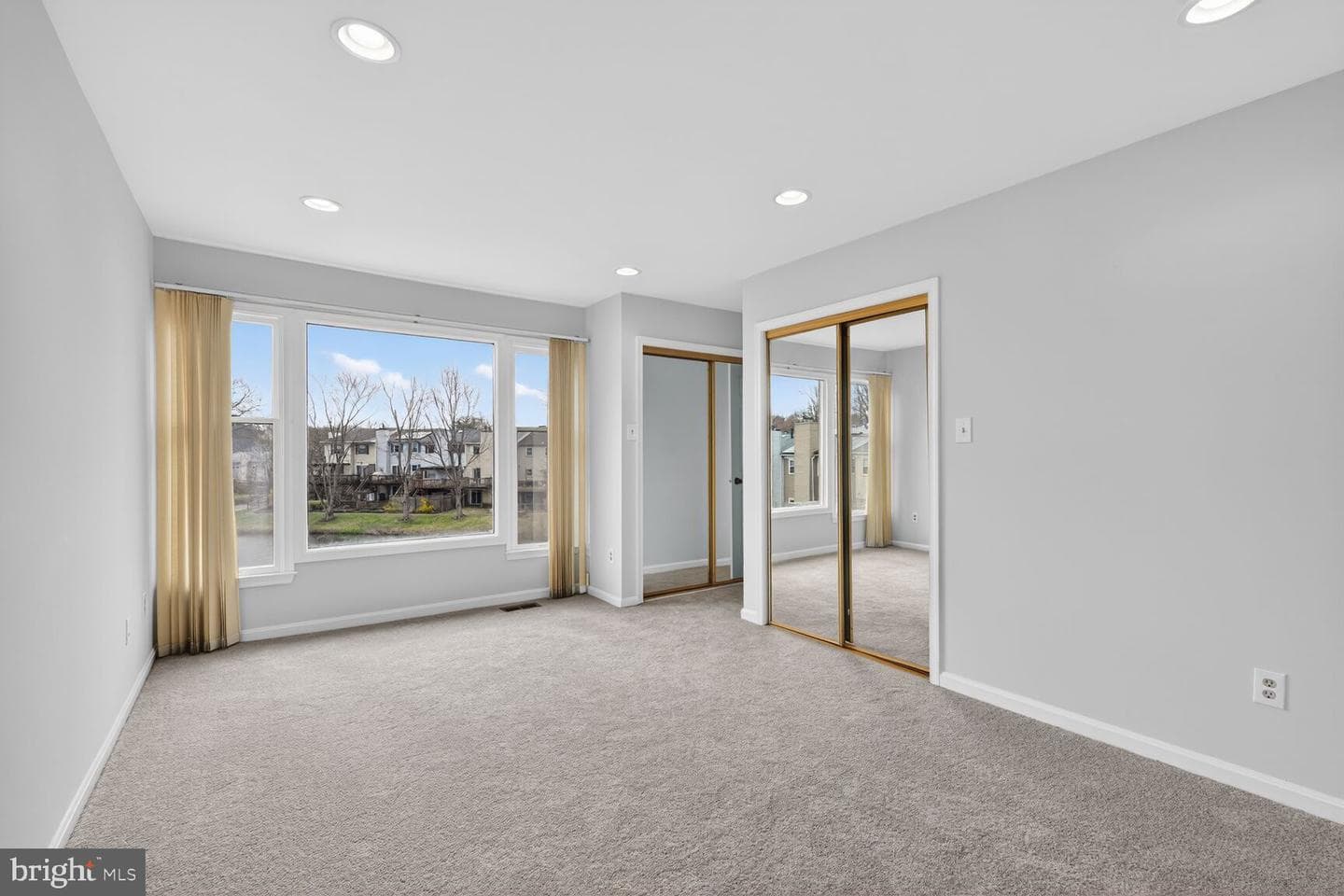 7108 Lake Cove Drive photo 17