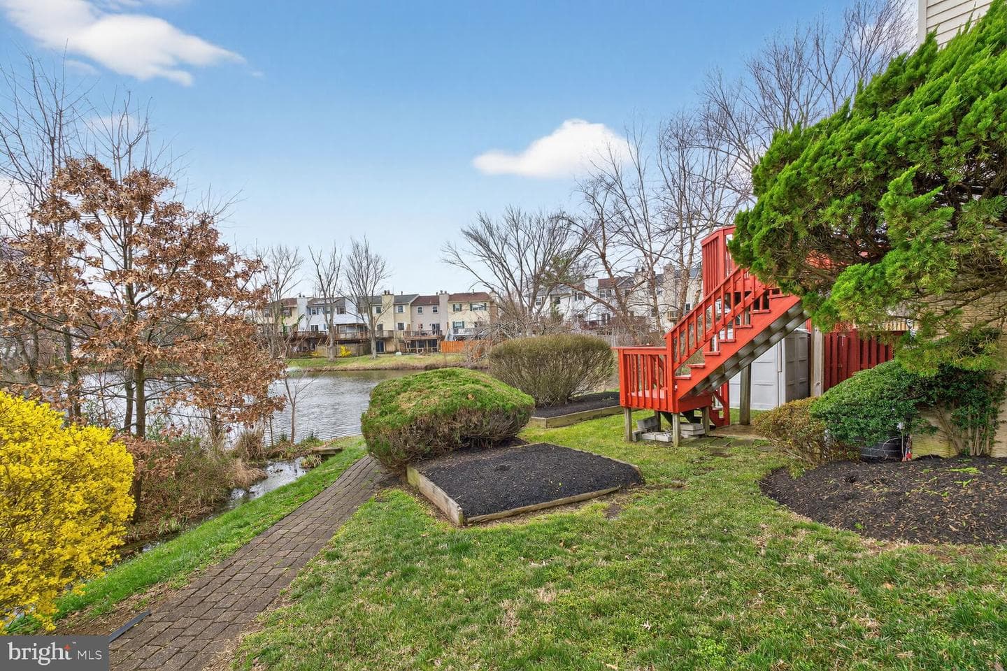 7108 Lake Cove Drive photo 27