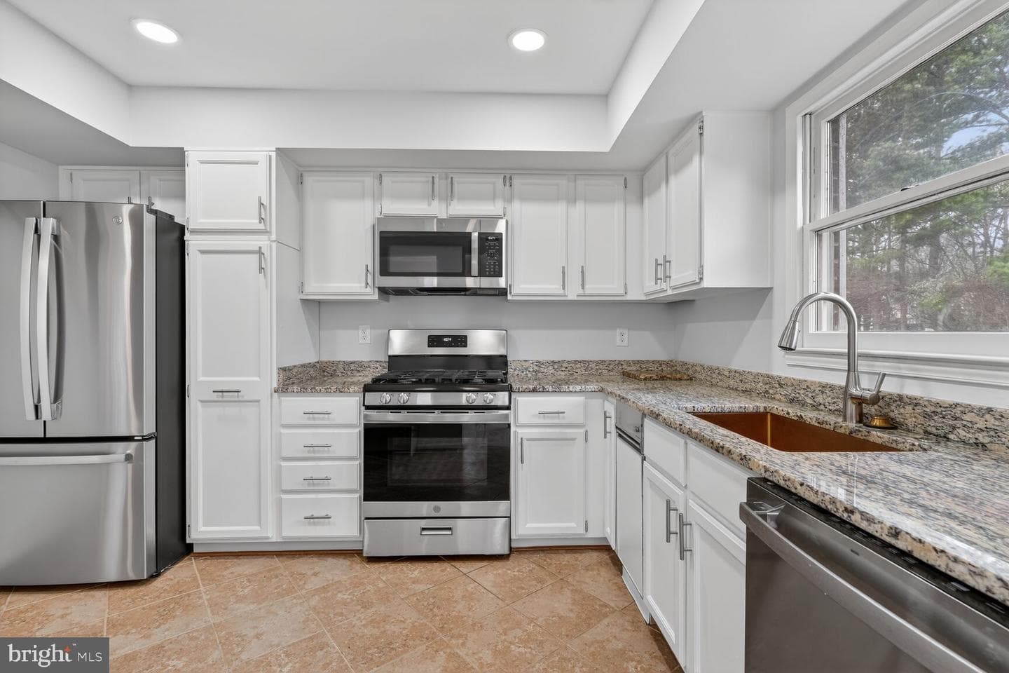 7108 Lake Cove Drive photo 7