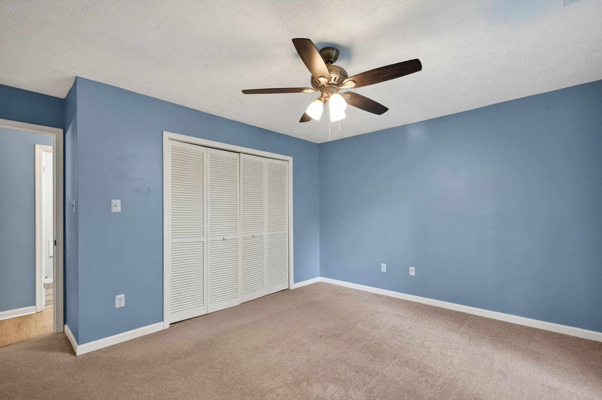10146 Oakton Terrace Road #10146 photo 17