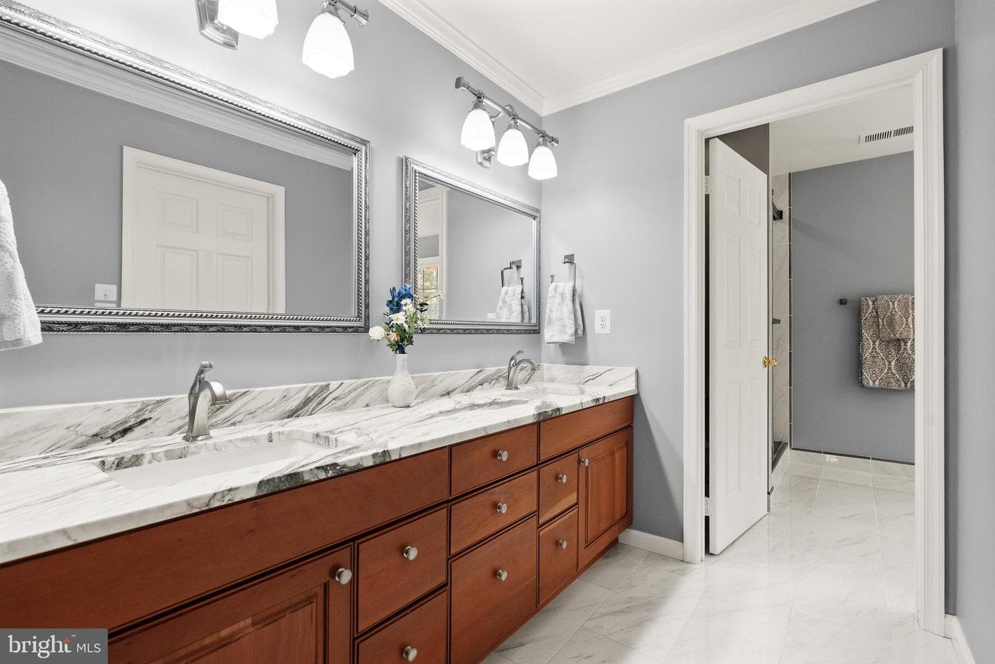 4928 Novak Lane photo 35