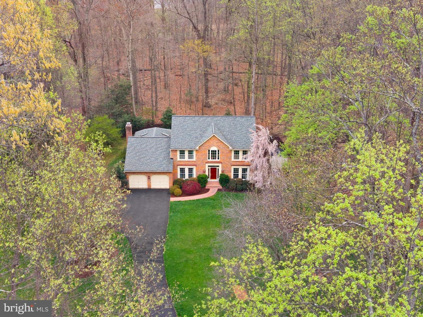 4928 Novak Lane photo 4