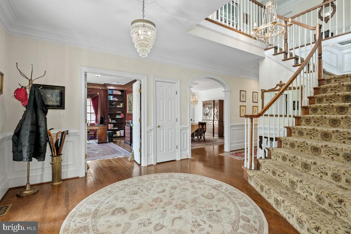 9498 Lynnhall Place photo 31