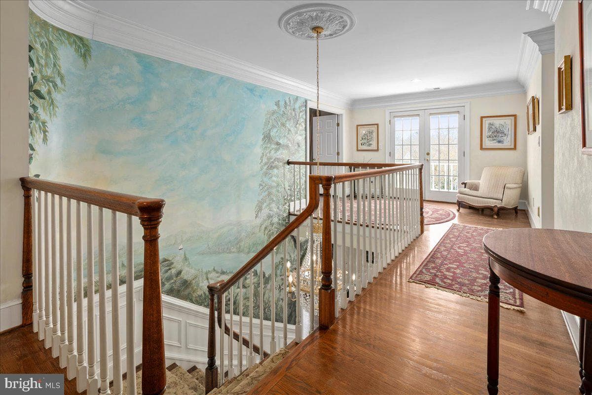 9498 Lynnhall Place photo 32