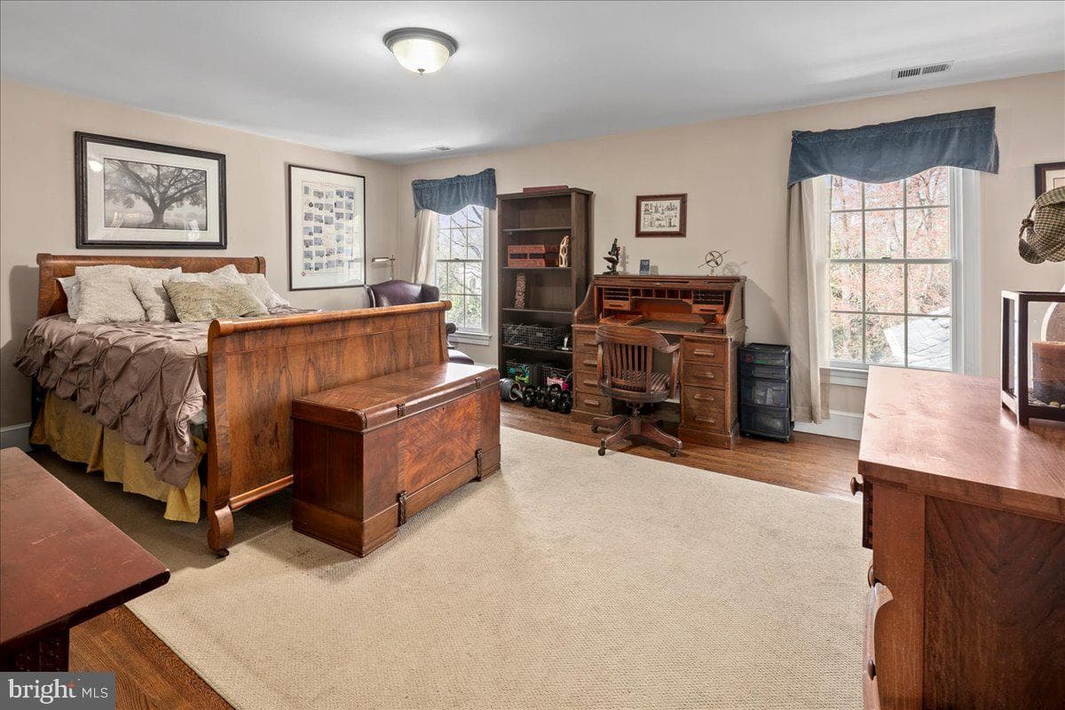 9498 Lynnhall Place photo 39