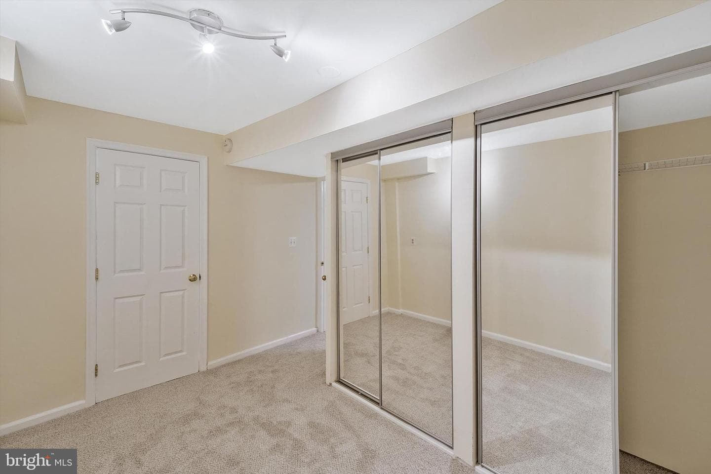 6274 Walkers Croft Way photo 47