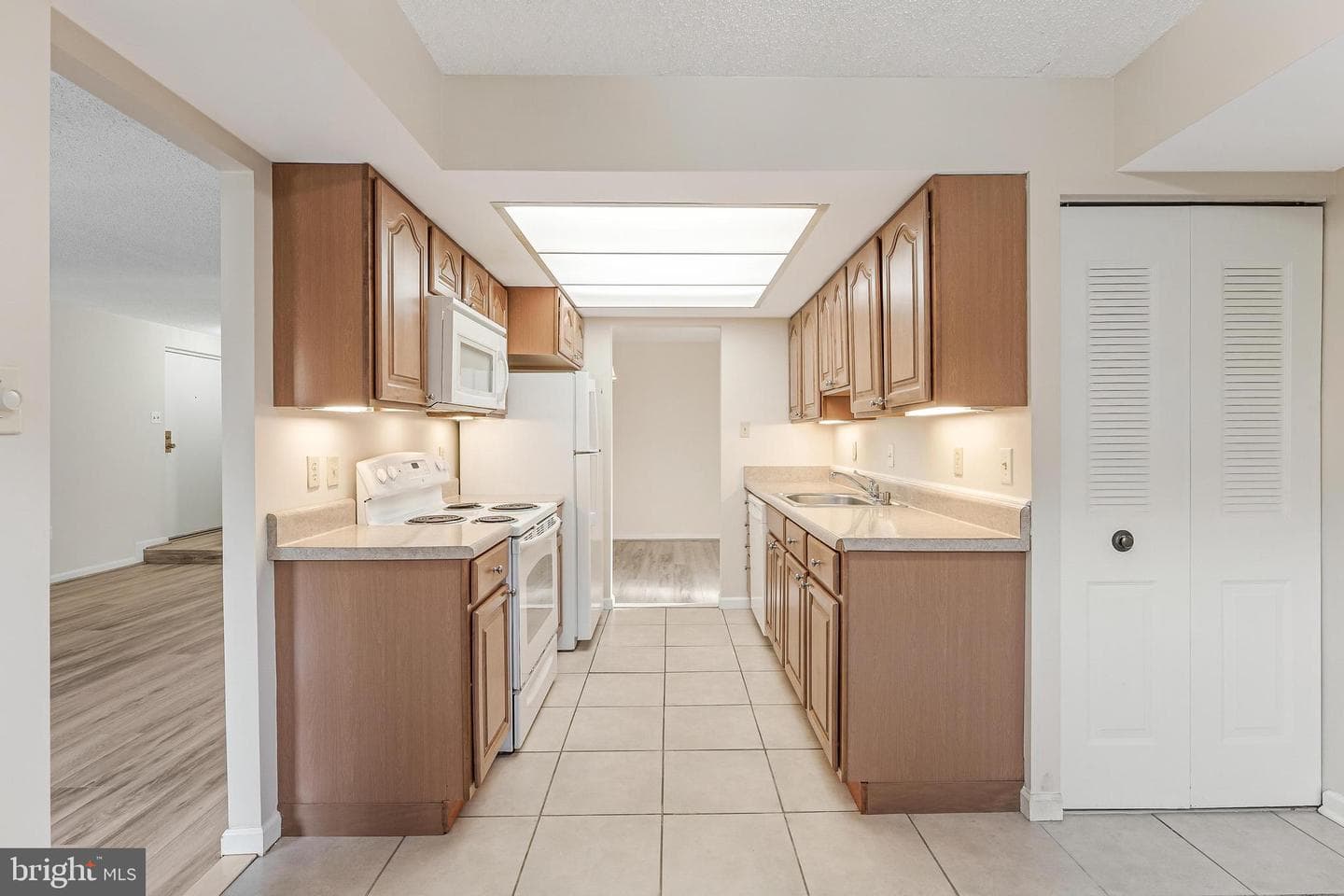 10218 Bushman Drive #101 photo 16