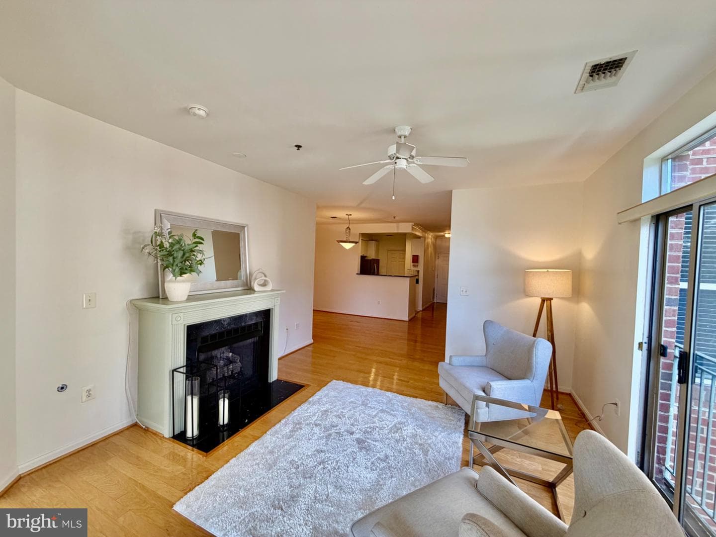 1855 Stratford Park #214 photo 8