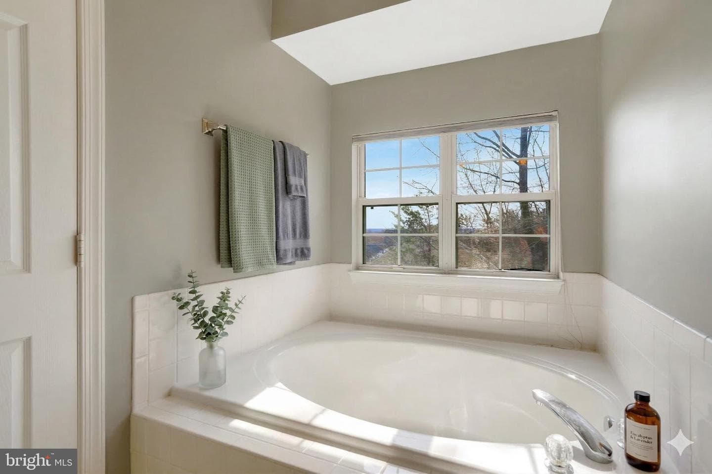5715 Clapham Road photo 21