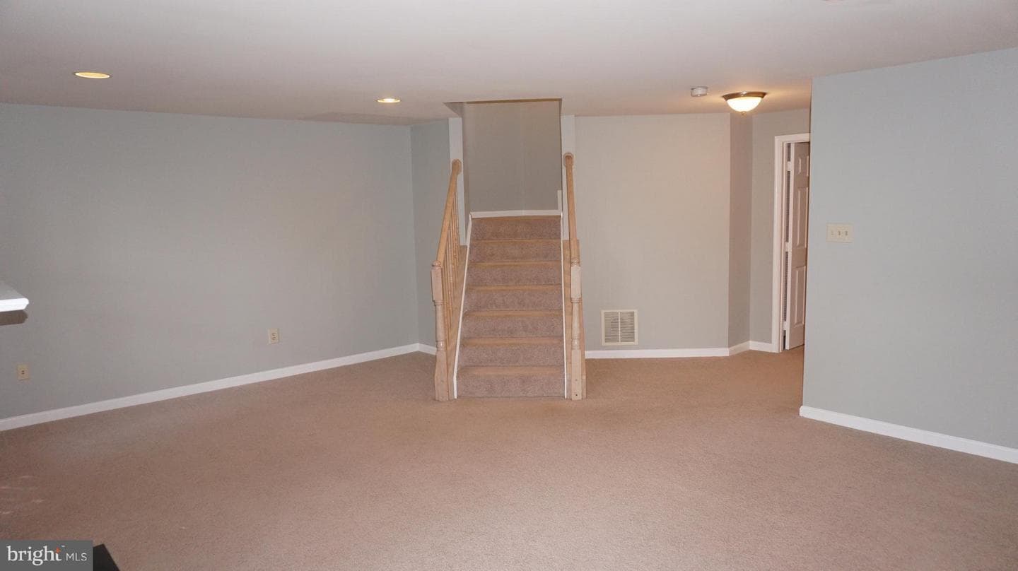 5715 Clapham Road photo 29