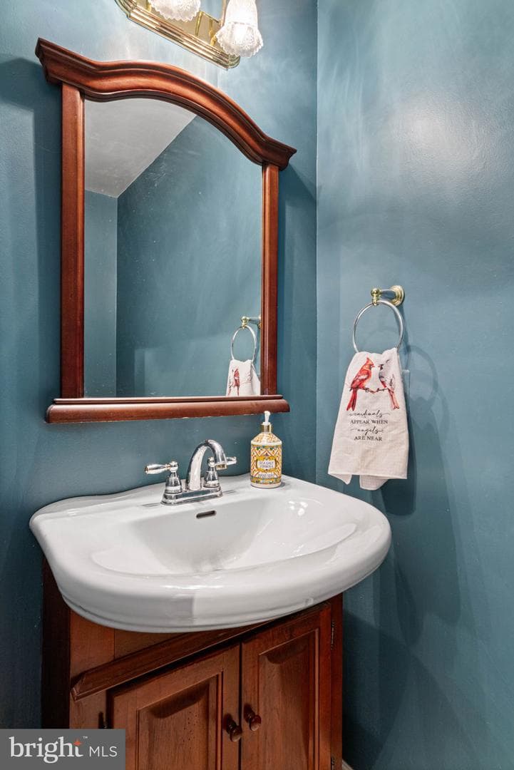9833 Natick Road photo 18