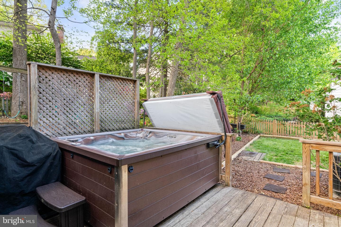 9833 Natick Road photo 44