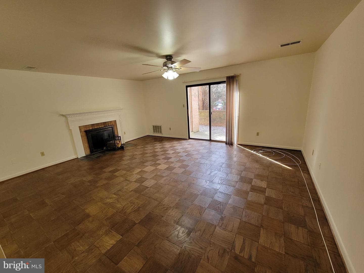 3853 Steppes Court #3853-B photo 9