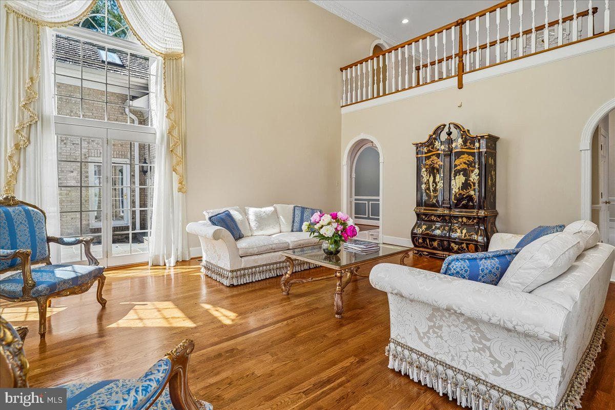 8013 Greenwich Woods Drive photo 40