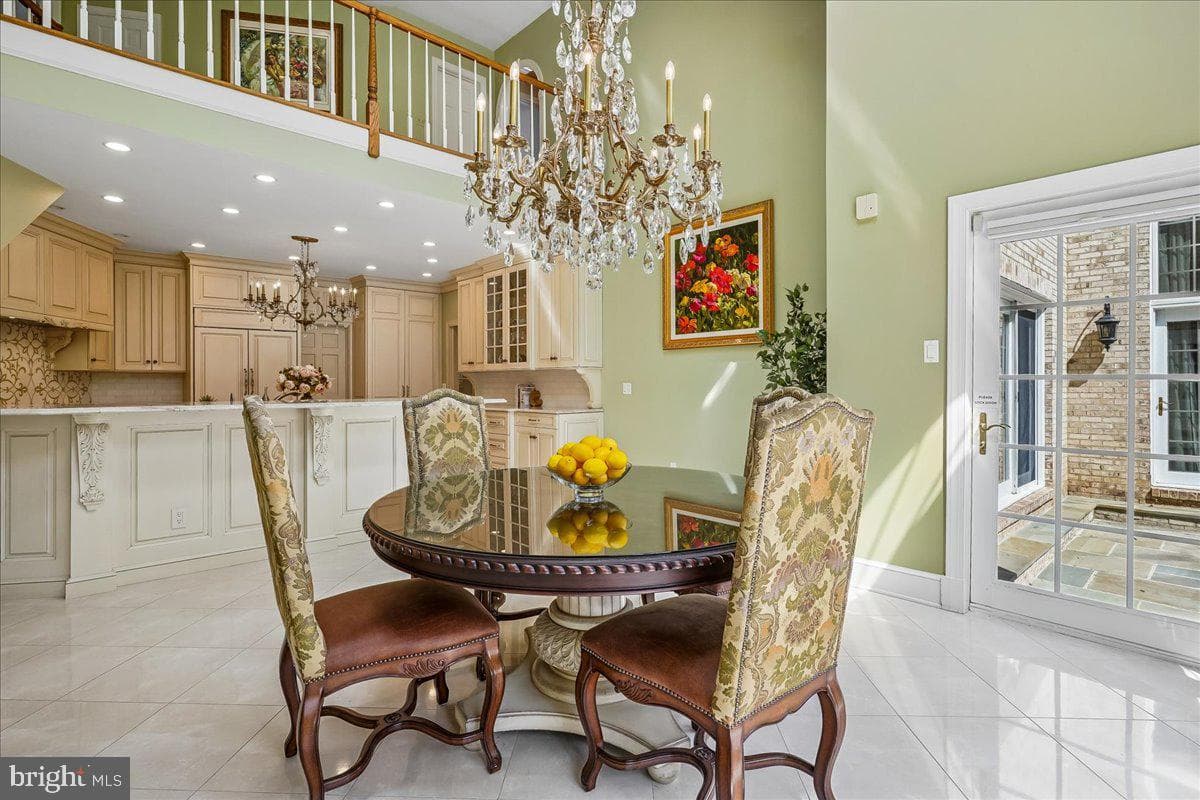 8013 Greenwich Woods Drive photo 55