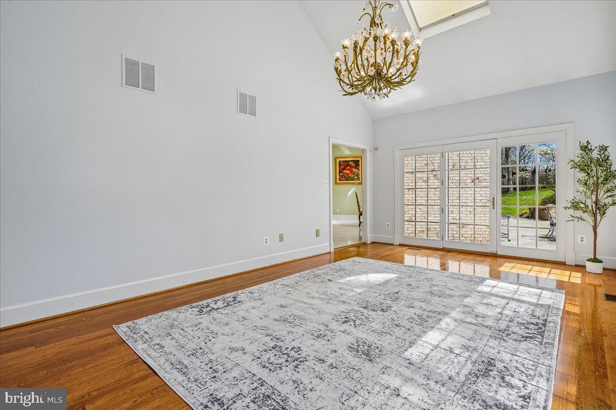 8013 Greenwich Woods Drive photo 59