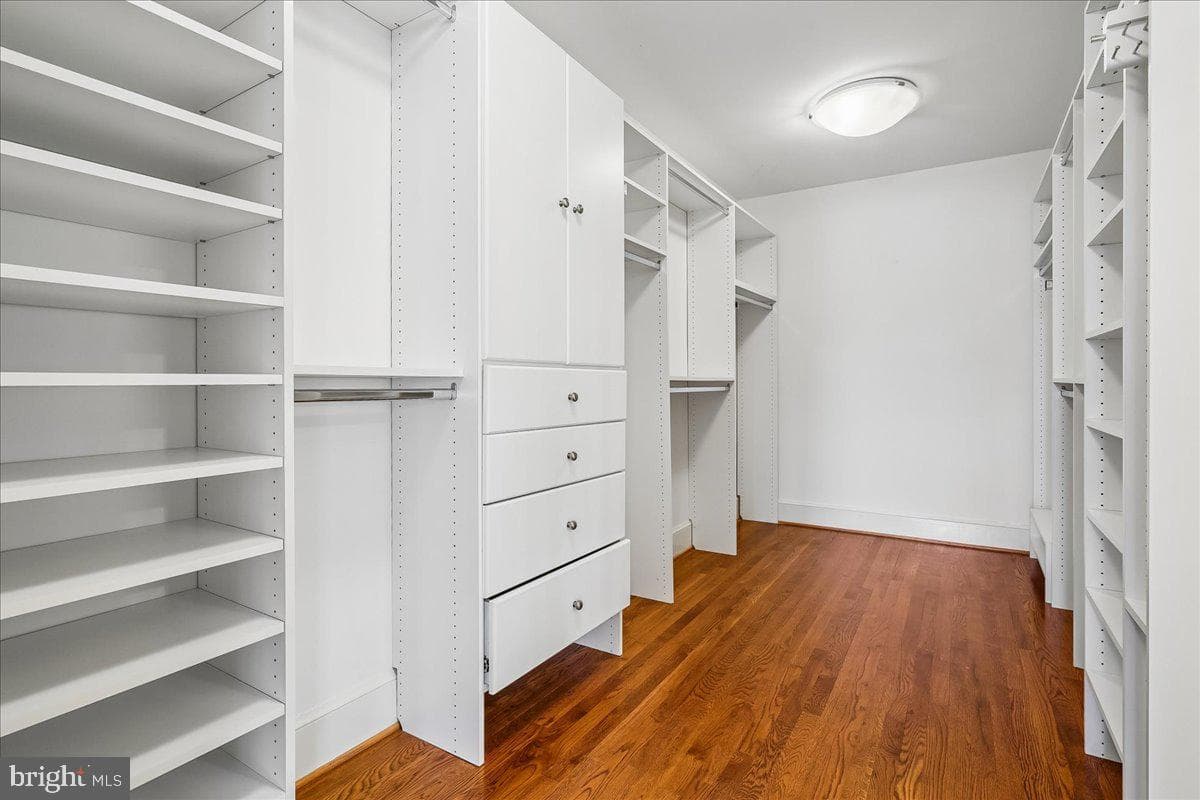 8013 Greenwich Woods Drive photo 69