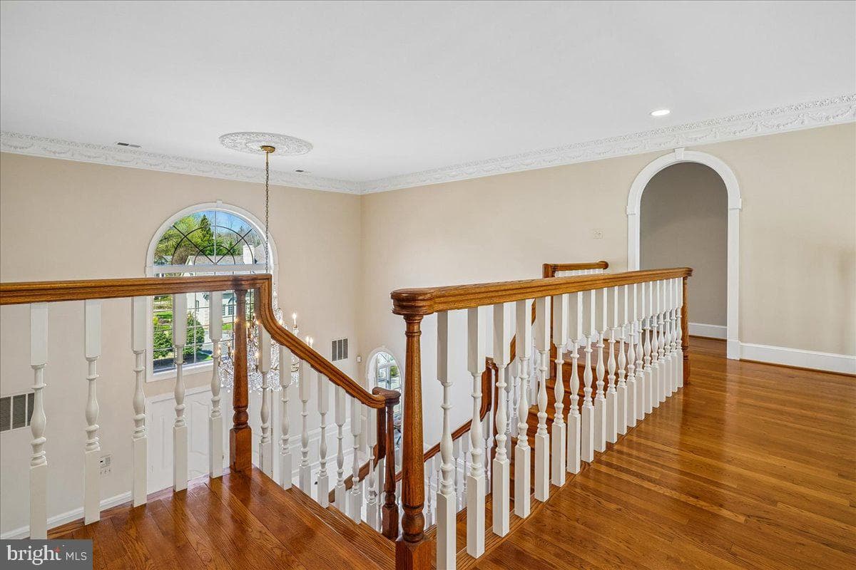 8013 Greenwich Woods Drive photo 79