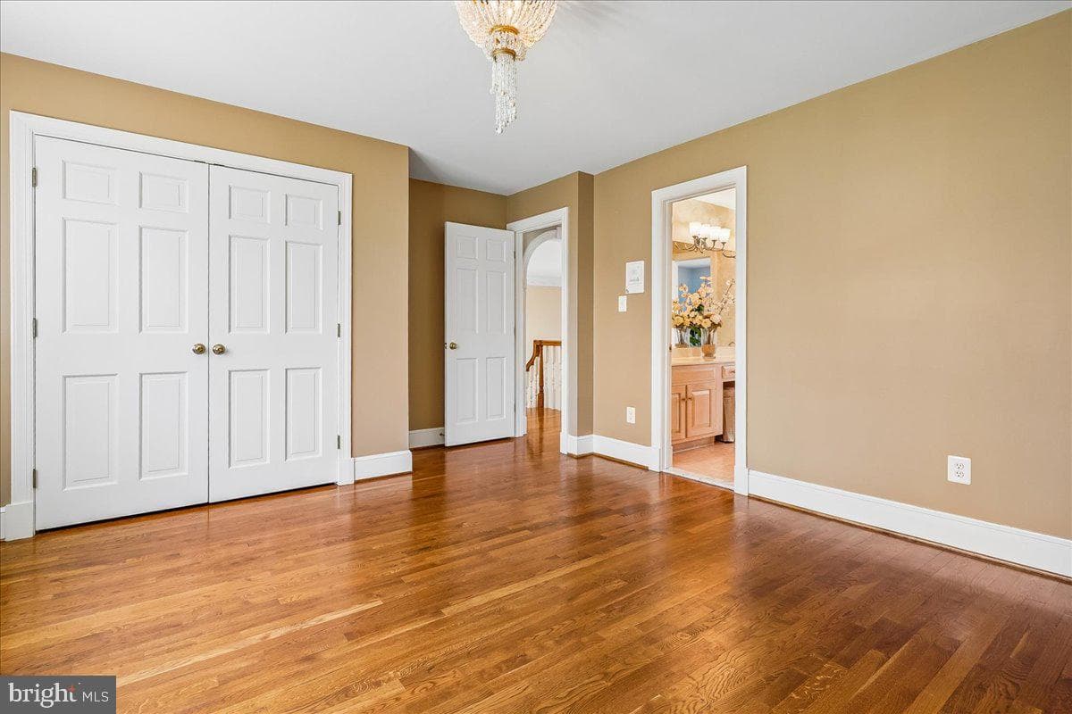 8013 Greenwich Woods Drive photo 85