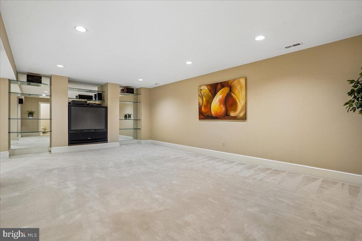 8013 Greenwich Woods Drive photo 91