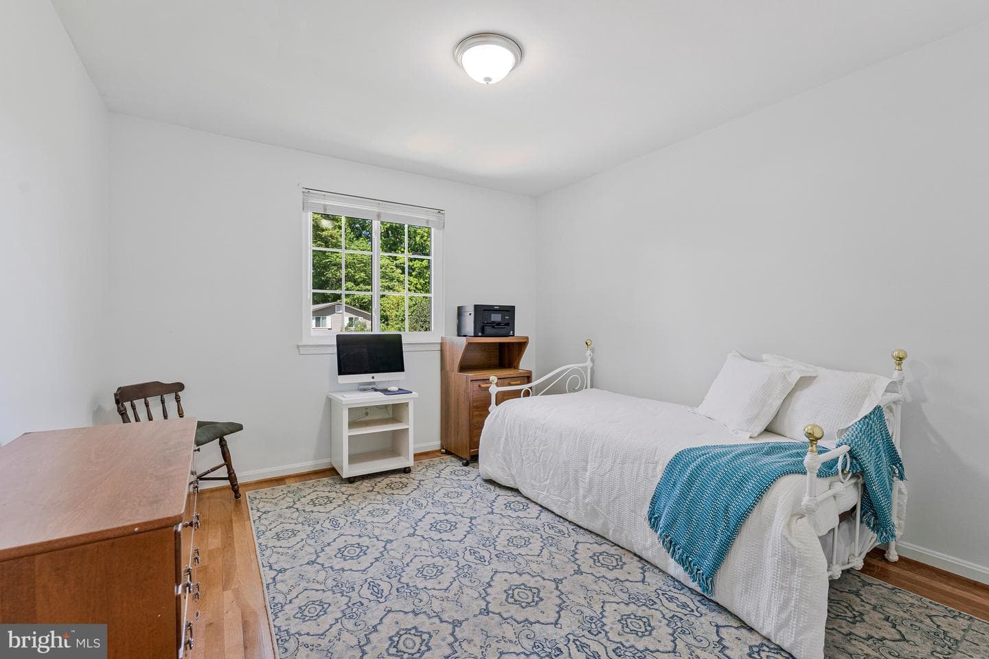 5392 Gainsborough Drive photo 37