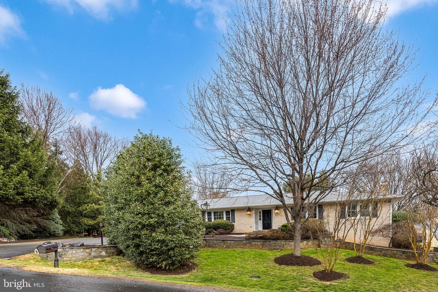 2701 Verily Court photo 3