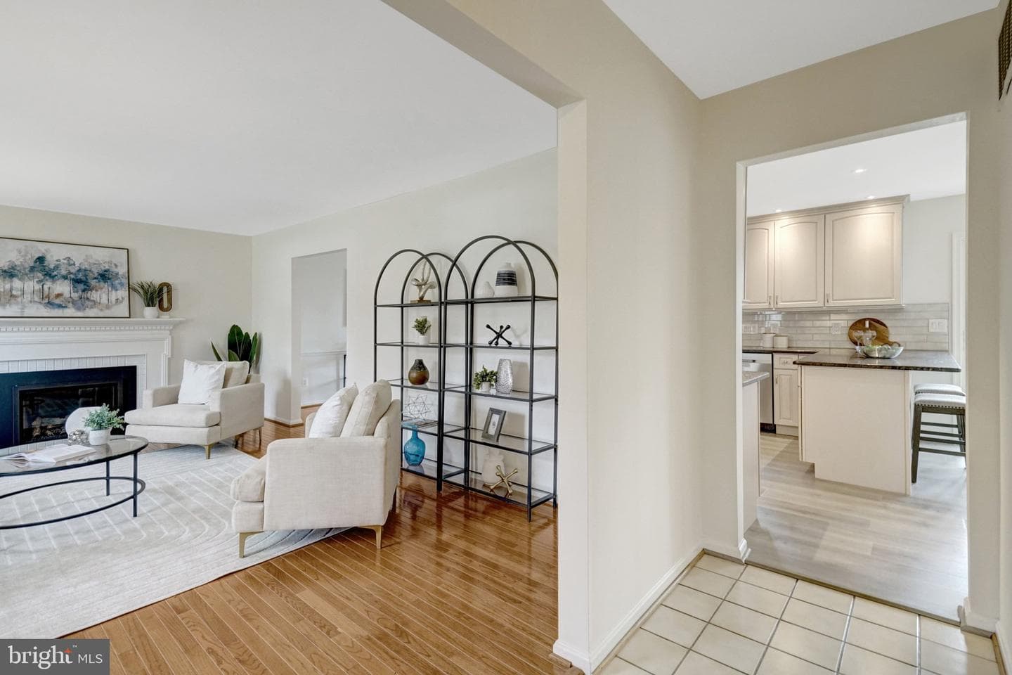 7627 Luton Place photo 4