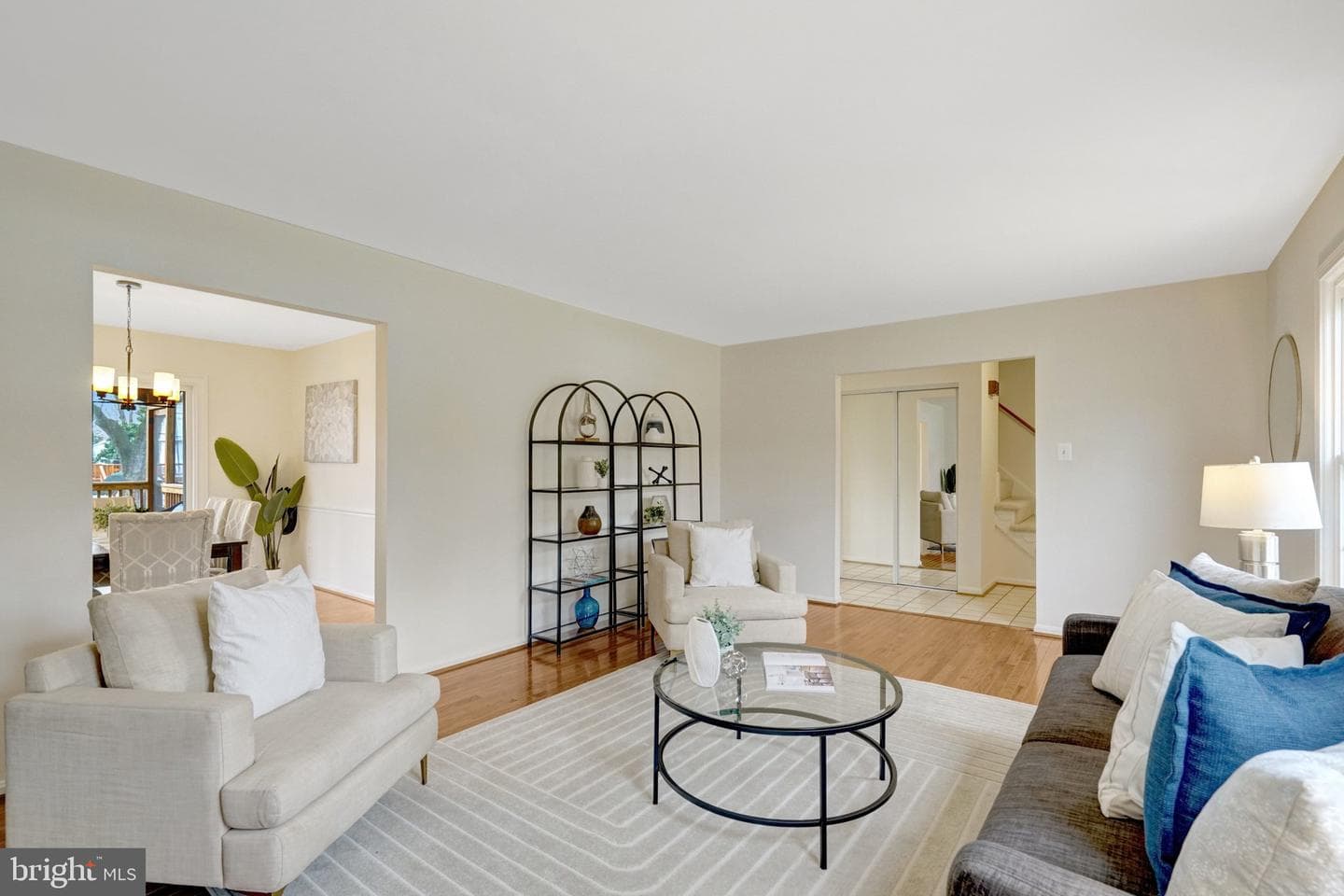 7627 Luton Place photo 8