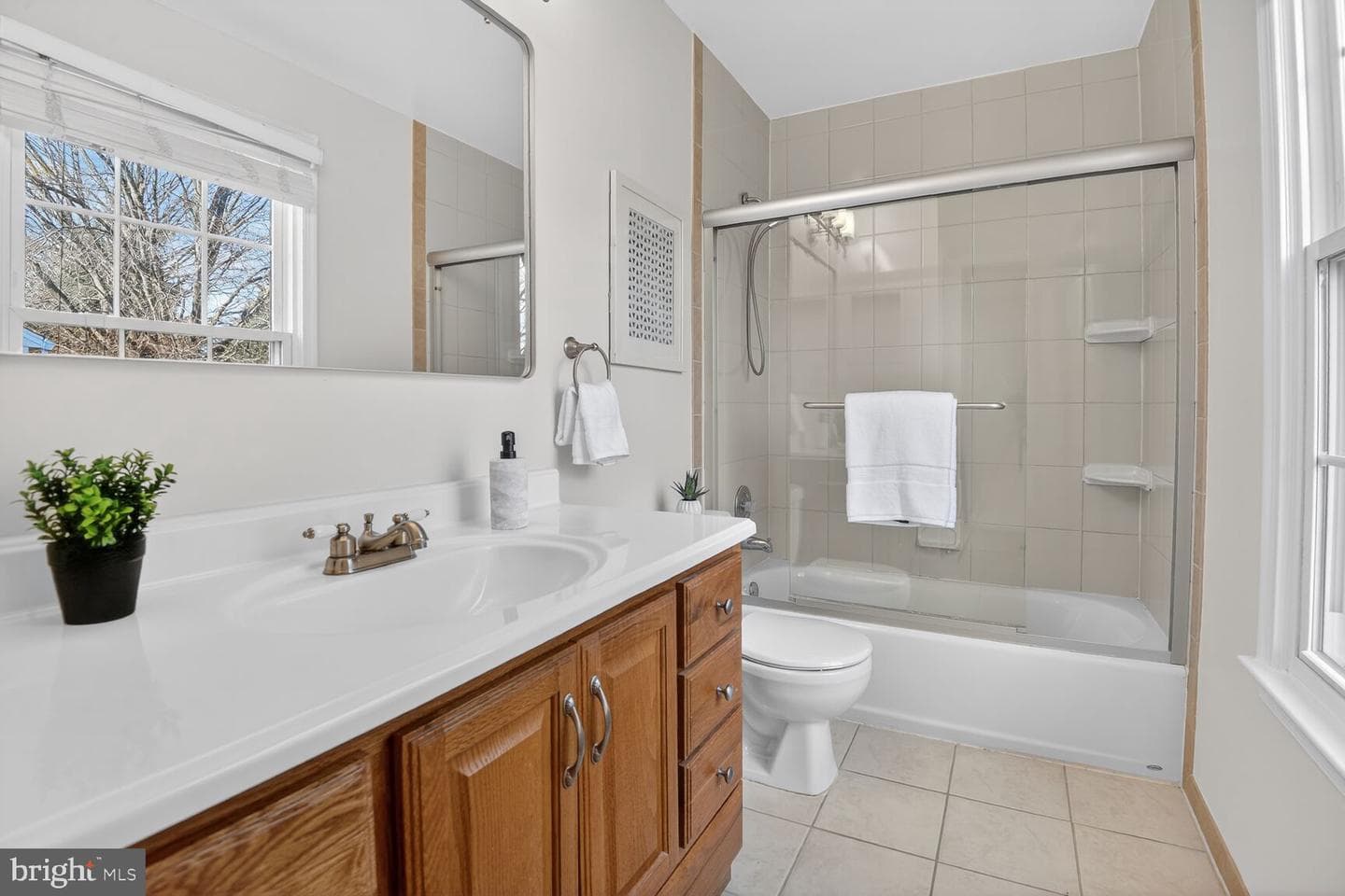 2790 Mansway Drive photo 26