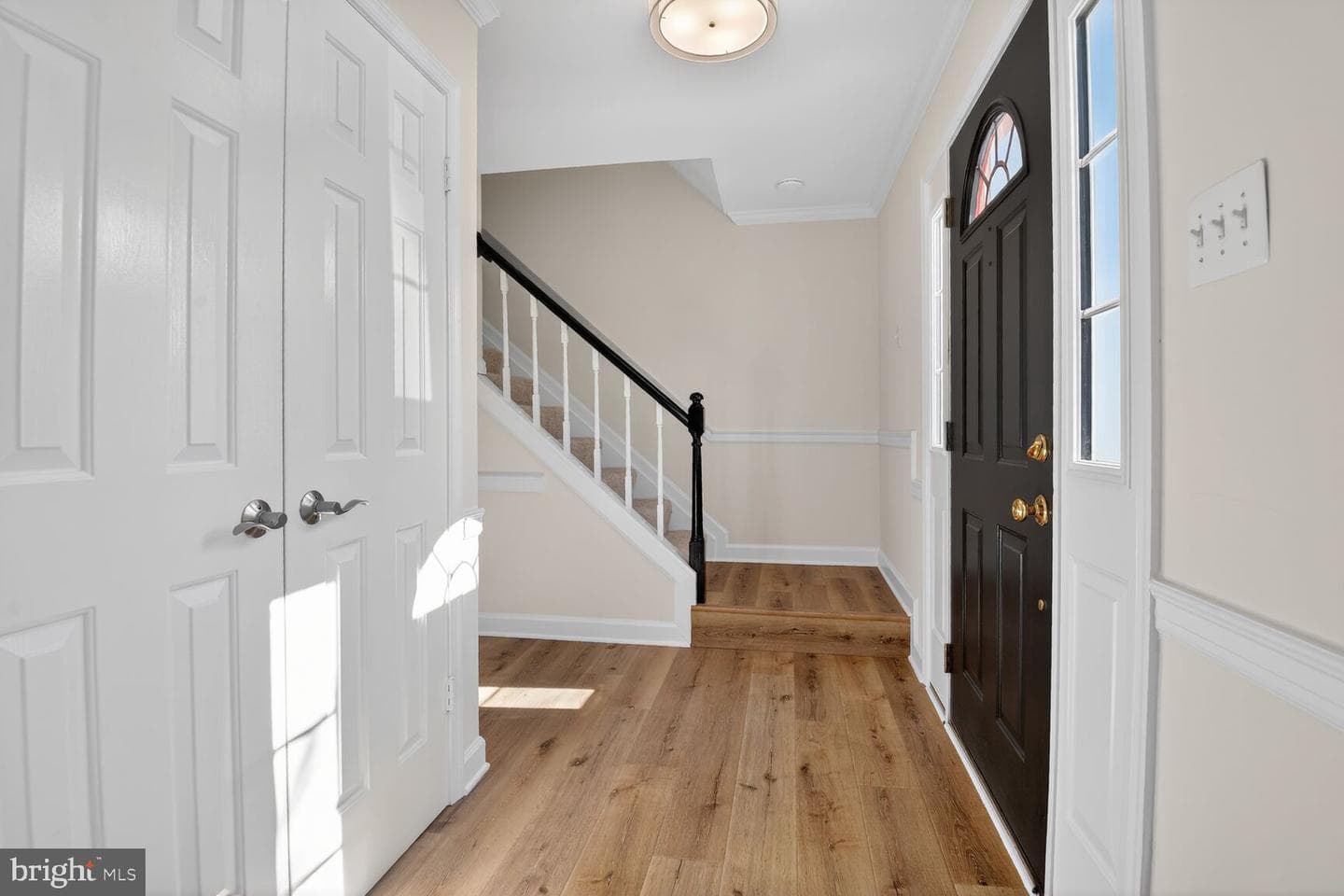 2790 Mansway Drive photo 4