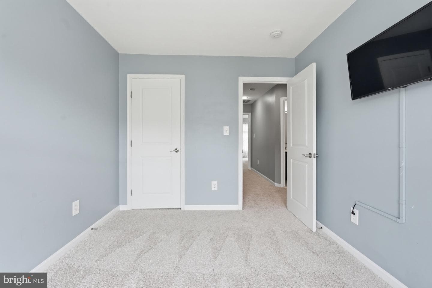8102 Dove Cottage Court photo 25