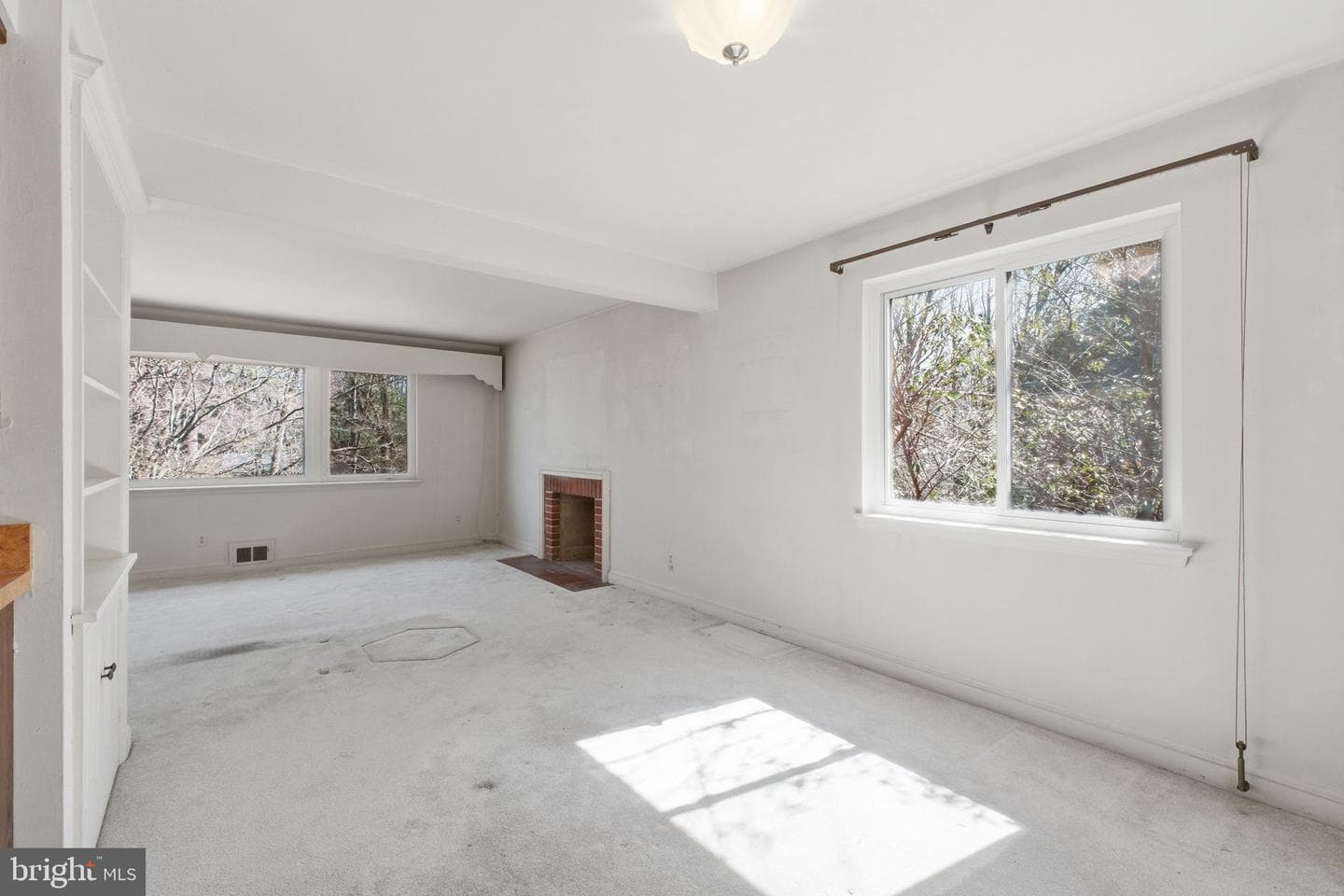 3806 Howard Street photo 12