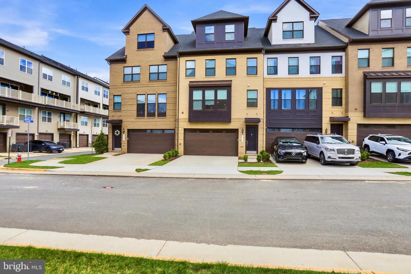 4965 Longmire Way, Chantilly